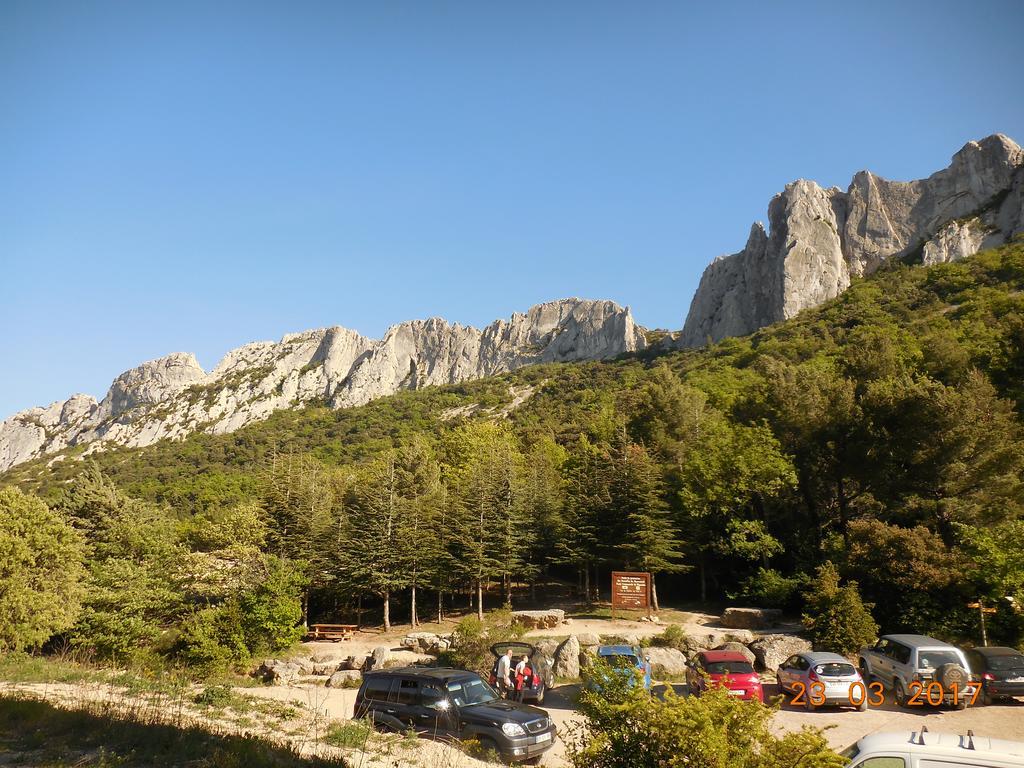 Villa Les Cigales Du Ventoux Le Barroux Exterior foto